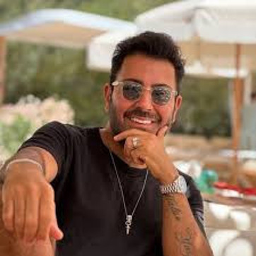 Ünlülerin kuyumcusuna operasyon! Ersan Diamond'ın sahibi Ersan Gülmez gözaltına alındı - Resim : 2