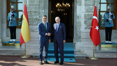 Dolmabahçe’de dev zirve! Erdoğan ve İspanya Başbakanı Sanchez’den sürpriz görüşme - Gündem Haberleri