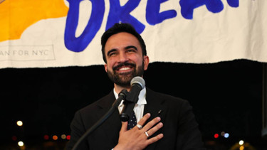 New York'a Müslüman belediye başkanı... Demokratlar'ın yükselen ismi Zohran Mamdani ön seçimde fark attı - Dünya Haberleri
