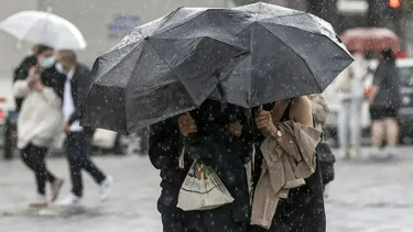 Valilikten uyarı! Meteoroloji uyardı: Bu illerde fırtına ve kuvvetli yağış bekleniyor - Hava Durumu Haberleri