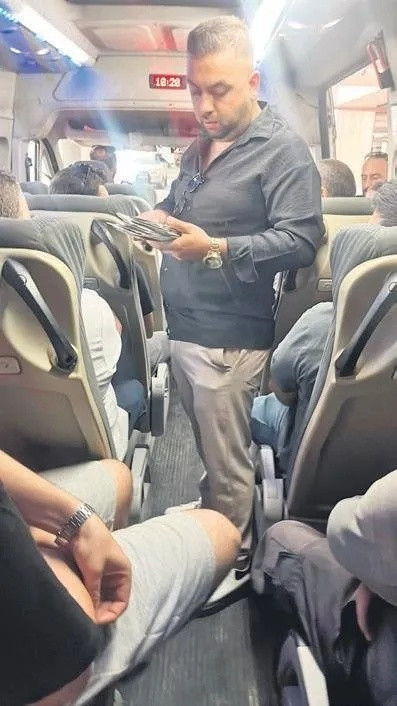 CHP Bandırma delege seçimlerinde skandal: İşe alınan personel zorla seçime götürüldü! Oylar minibüste dağıtıldı! - Resim : 2