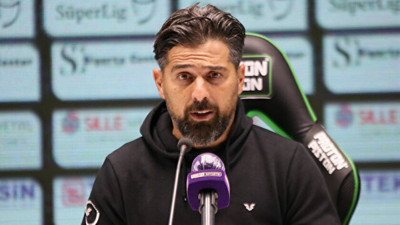Çaykur Rizespor'da teknik direktör İlhan Palut istifa etti