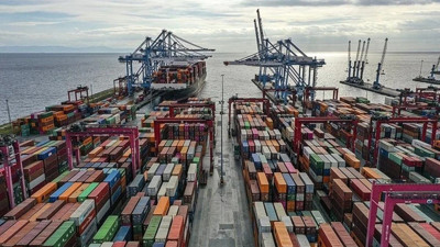 Türk Lirası'yla dış ticaret hacmi 2024'te yüzde 37,5 arttı
