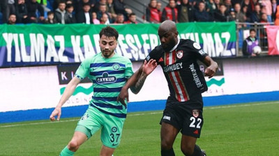 Çaykur Rizespor taraftarları önünde duble yaptı, 3 puanı aldı (Çaykur Rizespor 2-0 Gaziantep FK | Maçın özeti)