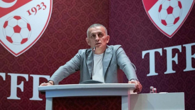İbrahim Hacıosmanoğlu: "Rusya'yı men edenlerin İsrail'e sessiz kalmasını kabul edemiyorum"