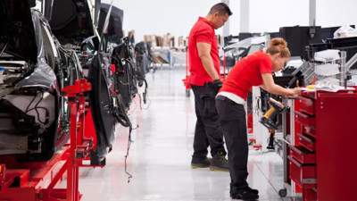 Tesla’ya şok dava! Fabrikada robotun bayılttığı mühendis 51 milyon dolar tazminat talep ediyor
