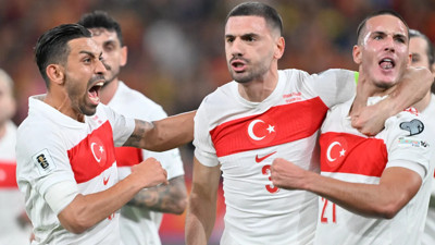 A Milli Futbol Takımı'na hırsız şoku! Soyunma odasından çaldılar!