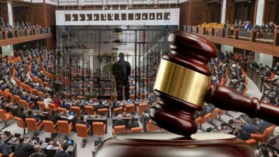 11. Yargı Paketi Meclis'e sunuldu! Trafik cezaları caydırıcı olacak: Yol kesmeye 3 yıla kadar hapis cezası geliyor! Denetimli serbestlik 3 yıl erken olacak...