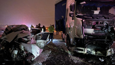 Katliam gibi kaza: 4 kişi hayatını kaybetti