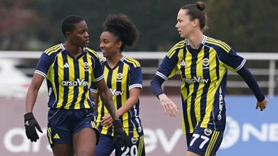 Kadınların derbisinde Fenerbahçe'den Beşiktaş'a farklı tarife