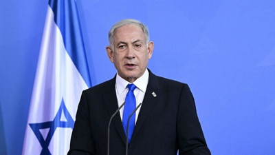 İsrail Başbakanı Netanyahu'dan Trump'ın açıklamaları sonrası mesaj: "Müzakere var ama savaşa devam edeceğiz"