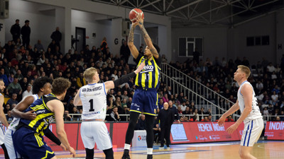 Fenerbahçe Beko'dan ligde arka arkaya 10. galibiyet! Onvo Büyükçekmece engelini zorlanarak da olsa geçti