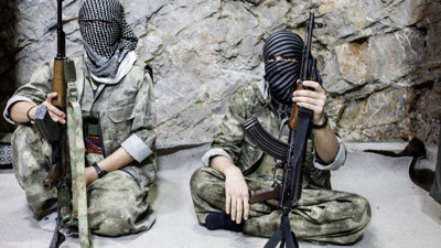 Bölgede kartlar yeniden dağıtılıyor: PJAK, İran'a karşı ABD ve İsrail'in yanında saf tuttu! Kara harekatı için pazarlık...