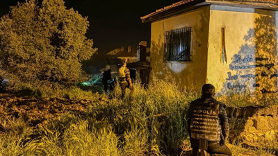 Uşak'ta ihbara giden polis ekiplerine pompalı tüfekli saldırı