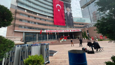 CHP Genel Merkezi Kemal Kılıçdaroğlu için hazırlanıyor! Krizin enkazı için onarım ve bakım çalışmaları sürüyor