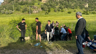 Feci kaza! İki otomobil çarpıştı: 3 ölü