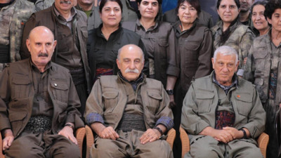 Kandil ve İmralı hattında kritik trafik: PKK yol haritası sundu, silah bırakma için '1 yıl' şartı kapıda! 200 örgüt yöneticisi üçüncü ülkelere gidecek!