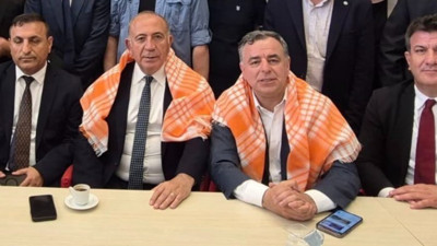 Gürsel Tekin'den yörük yağlığı ile Genel Merkez'de dikkat çeken mesaj! "Kılıçdaroğlu'nun bir sonrası konuşması Meclis'te olur!"
