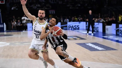 Fenerbahçe derbiyi kazandı, seride öne geçti