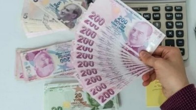 Emeklilerin bayram ikramiyesi asgari ücret seviyesine çıkar mı?
