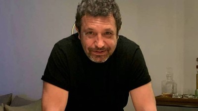 Ünlü yönetmen Erhan Baytimur 55 yaşında kansere yenildi