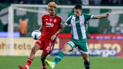 Beşiktaş 9 kişilik rakibine diş geçiremedi, üst üste 2. kez kaybetti (Konyaspor 1 - 0 Beşiktaş | Maçın özeti)
