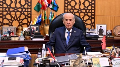 Devlet Bahçeli'den aylar sonra Genel Merkez'deki makam koltuğundan ilk fotoğraf!