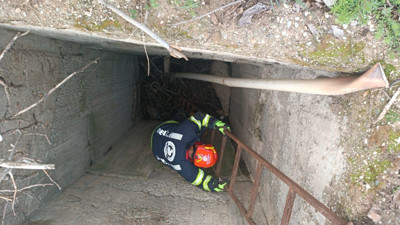 Çivril'de 5 metrelik kuyuya düşen koyun itfaiye ekiplerinin çalışmasıyla kurtarıldı