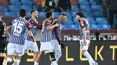 Oleksandr Zubkov yıldızlaştı, Trabzonsor Karadeniz derbisini kazandı (Trabzonspor 2 - 0 Çaykur Rizespor | Maçın özeti)