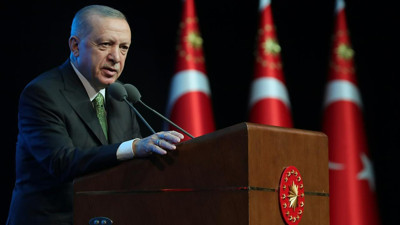 Cumhurbaşkanı Erdoğan'dan kararlılık mesajı: “Zorbalıklar karşısında asla geri adım atmayız!”
