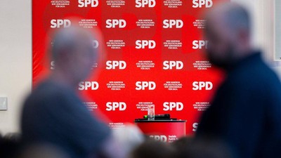 Almanya yeni başbakanını arıyor... SPD koalisyon protokolünü üyelerine oylatmaya başladı