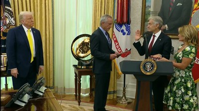 Amerikan sağlık sistemi bir Türk'e emanet: Yemin etti göreve başladı