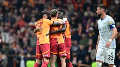 Galatasaray evinde hata yapmadı, zirvede farkı yeniden 6'ya çıkardı (Galatasaray 2 - 0 Bodrum FK | Maçın özeti)