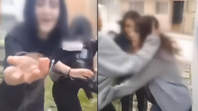 Liseli kızlardan arkadaşlarına akran zorbalığı ve dayak