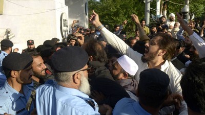 Pakistan - Hindistan gerilimi tırmanıyor, savaş tamtamları çalınıyor! BM'den itidal çağrısı...
