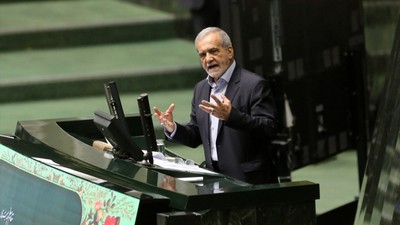 İran’dan ABD’ye net mesaj: Anlaşmaya açığız, nükleer programdan vazgeçmeyiz  