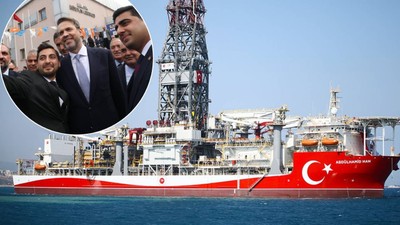 Türkiye'deki bütün hanelere 3,5 yıl boyunca yetecek doğal gaz! Bakan Bayraktar detayları paylaştı
