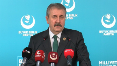 Destici: Türkiye'de terörün kökü kazınmıştır, PKK diz çökmüş silah bırakacağını açıklamıştır