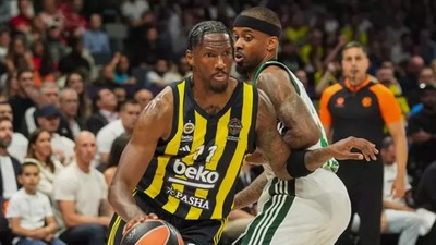 Fenerbahçe Panathinaikos'u devirdi, EuroLeague'de finale yükseldi (Fenerbahçe Beko 82 - 76 Panathinaikos | Maçın özeti)