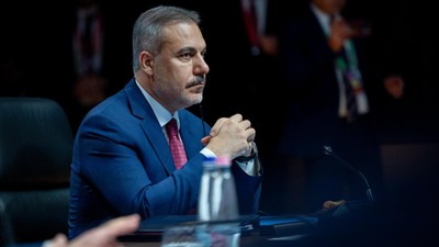 Hakan Fidan'dan kritik Rusya ziyareti: Barış diplomasisi ve üst düzey temaslara devam