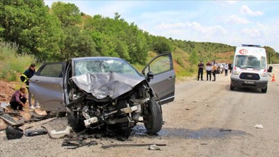 Bayram tatilinin ilk gün bilançosu! 10 kişi hayatını kaybetti,  23 bin araca radar cezası kesildi!