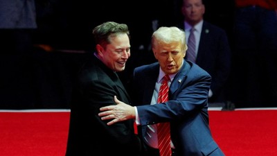 Elon Musk’tan geri vites! Trump’ın adını Epstein dosyalarında verdi, sonra sildi