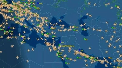 İsrail İran gerilimi hava trafiğini değiştirdi! 4 ülke hava sahasını kapattı! Uçuşlar yeni rotalara yöneldi
