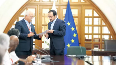 Kıbrıslı muhalif Türklerden Rum liderliğine skandal mektup: Türkiye’yi Uluslararası Ceza Mahkemesi’ne şikayet ettiler! İşte o 5 maddelik rezil mektup...
