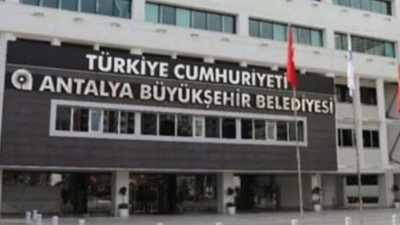 CHP'li Antalya Belediyesi’nde şok iskan rüşveti iddiası! Müteahhitlerden “bağış” adıyla milyonlarca lira istenmiş!