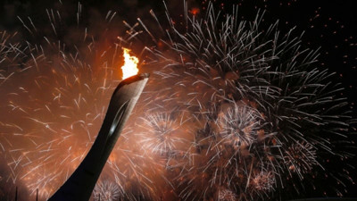 İstanbul Valiliği’nden Beykoz yangını sonrası yasak: Havai fişek ve meşale satışı 28 Ekim’e kadar durduruldu!