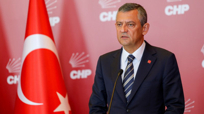 CHP Terörsüz Türkiye Komisyonu kararını verdi! Özgür Özel "10 arkadaşımızı yarın bildiriyoruz" dedi!