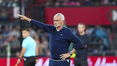 Jose Mourinho'dan Feyenoord'a gözdağı: Şimdiden Kadıköy cehennemine hoş geldiniz!