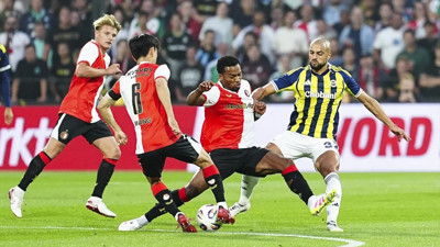Fenerbahçe uzatmalarda yıkıldı, turu İstanbul'a bıraktı (Feyenoord 2 - 1 Fenerbahçe | Maçın özeti)