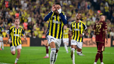 Fenerbahçe Trabzonspor'u yıktı, Domenico Tedesco galibiyetle başladı (Fenerbahçe 1 - 0 Trabzonspor | Maçın özeti)